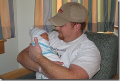 200702AdamDay2withDaddy2_thumb.jpg
